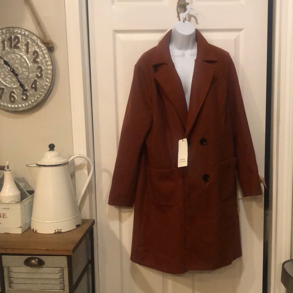 Coat - Picture 2 of 8